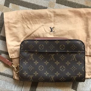 Authentic Louis Vuitton orsay wristlet Clutch